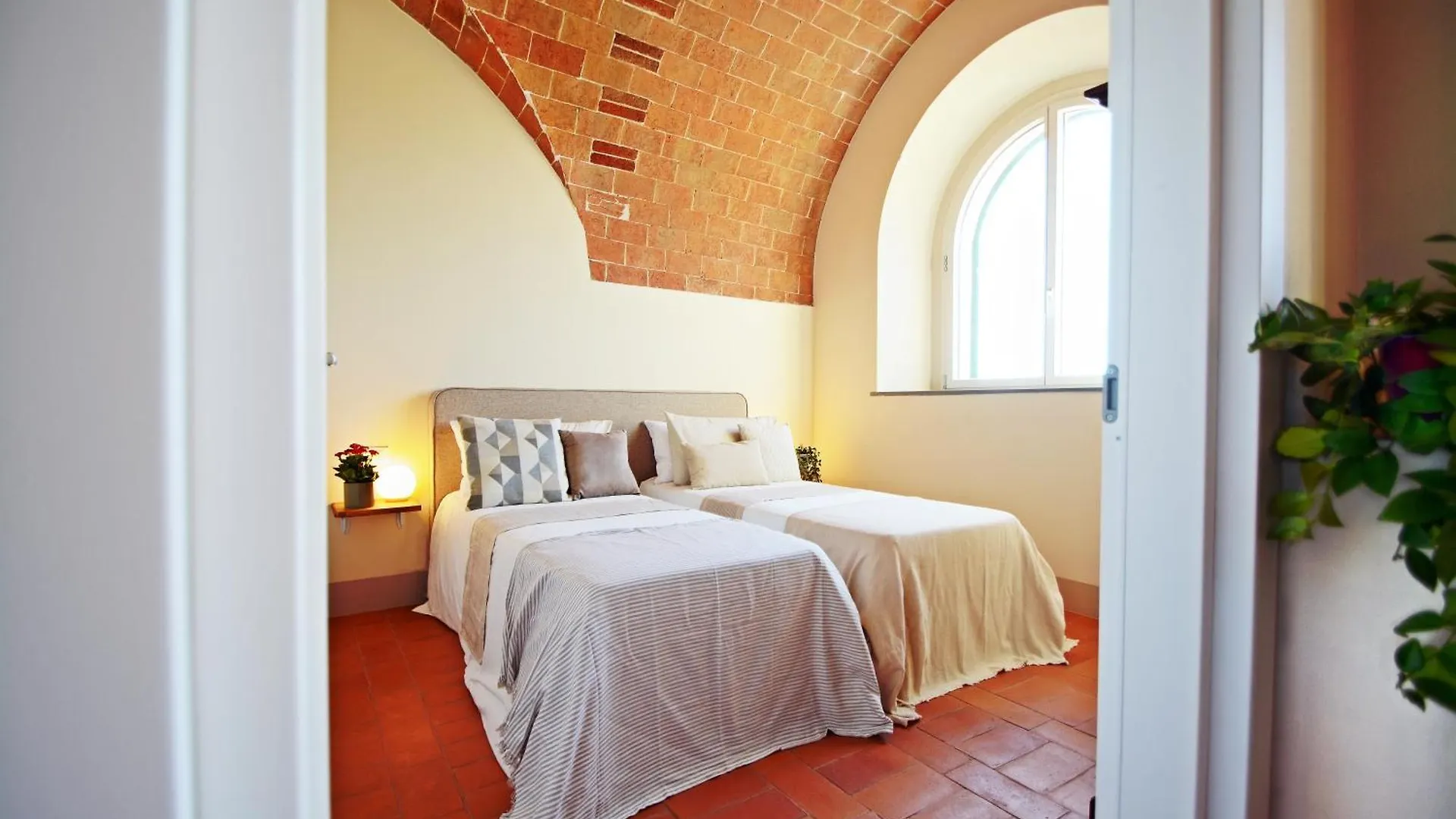 Maremma 1851 Villa Follonica 0*,
